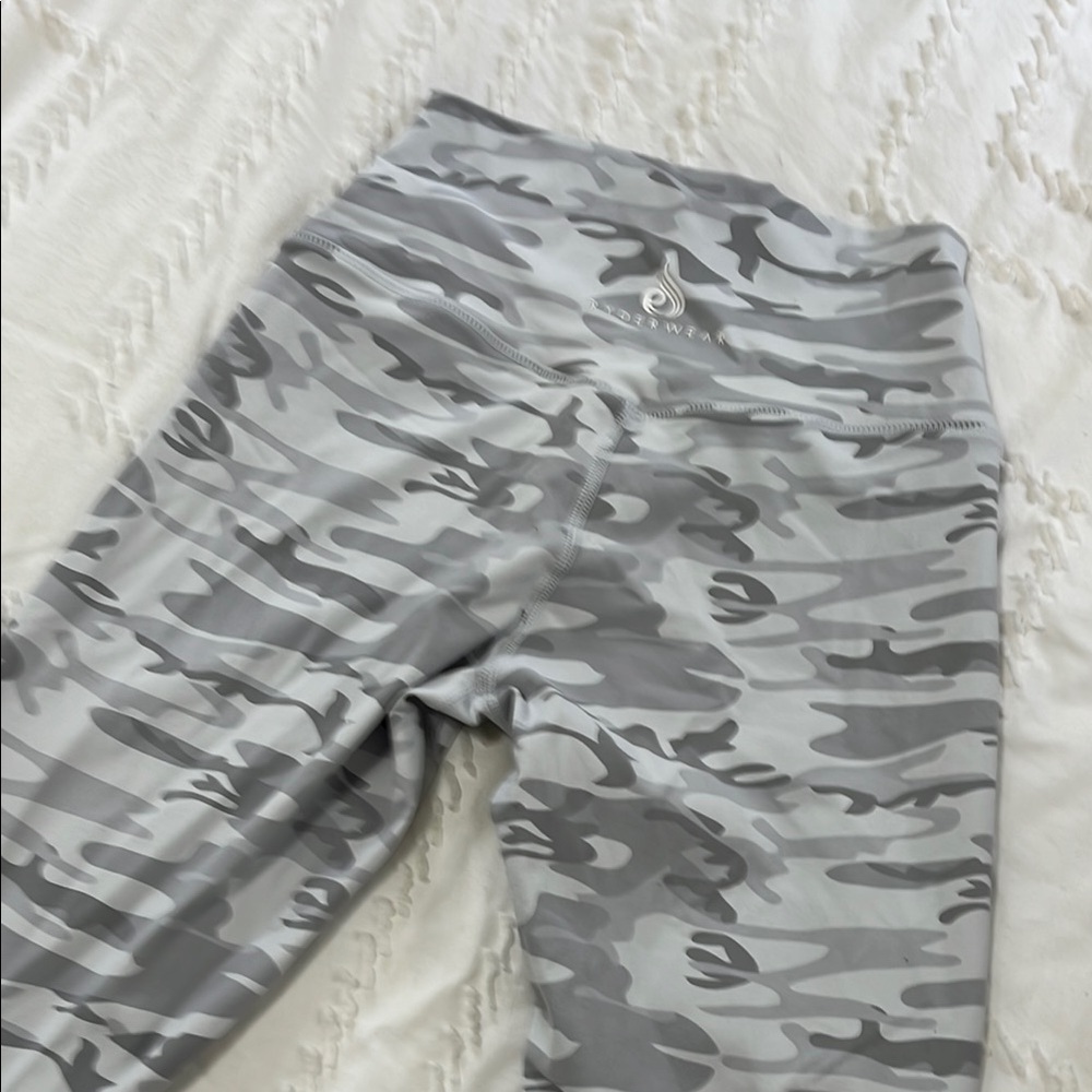 Ryderwear Gray Camo Leggings